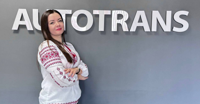 Українська краса в кожній деталі: Autotrans у вишиванках до Дня української жінки