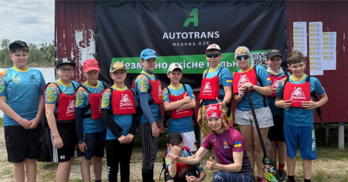 Мережа АЗК Autotrans підтримали відкритий чемпіонат Полтавської області з веслування на човнах «Дракон»
